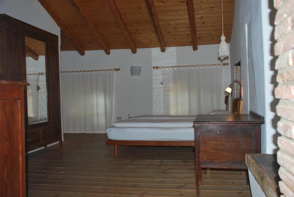 Bed and Breakfast La Tinassara à Lazise Chambre photo