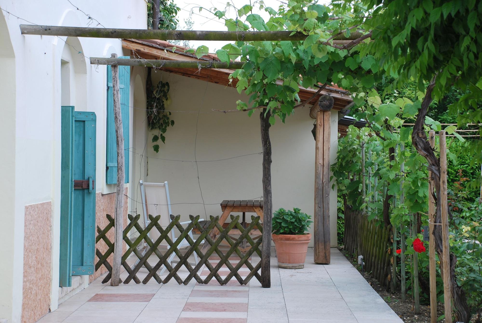 Bed and Breakfast La Tinassara à Lazise Extérieur photo